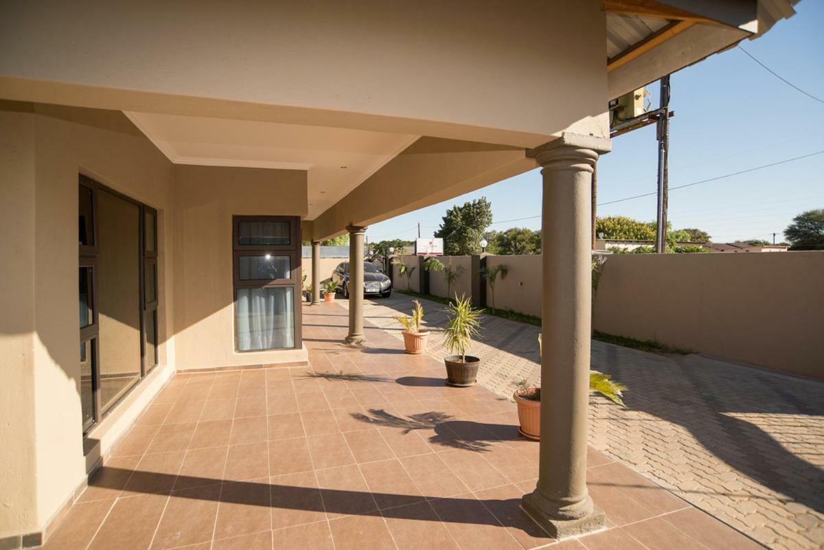 Peaconwood Boutique Villa Palapye Екстериор снимка